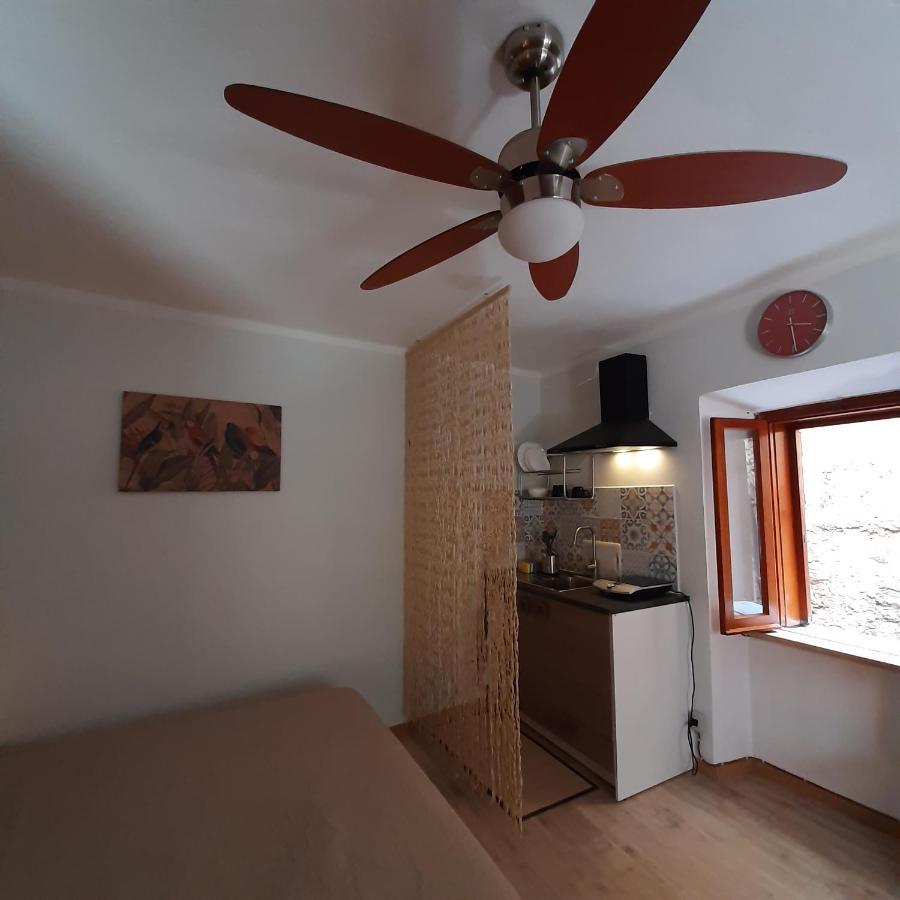 A Casa Di Carla Apartment Sonnino Екстериор снимка
